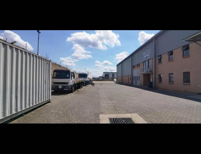 INDUSTRIAL PROPERTY TO RENT IN N4 GATEWAY INDUSTRIAL PARK